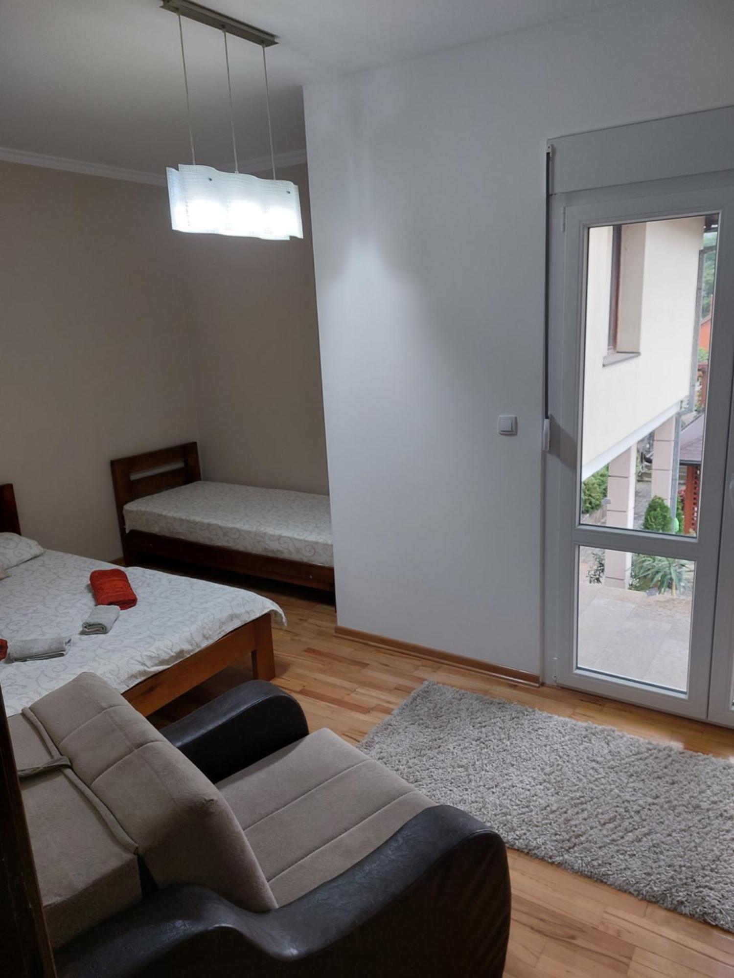 Apartmani Radulovic Vrnjačka Banja الغرفة الصورة
