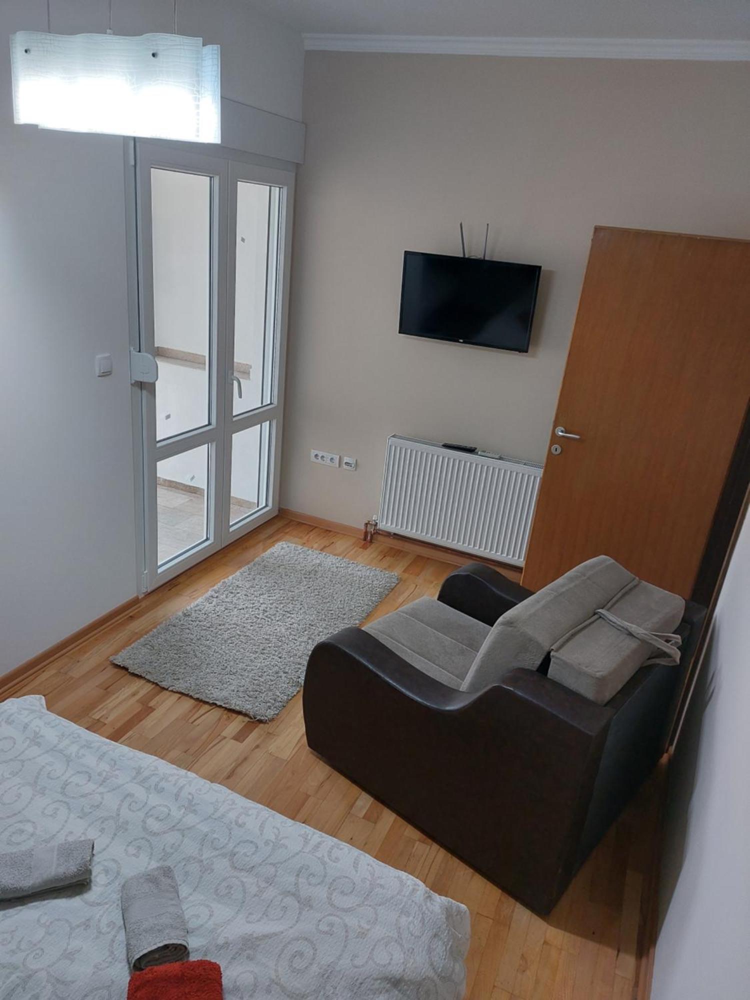 Apartmani Radulovic Vrnjačka Banja الغرفة الصورة